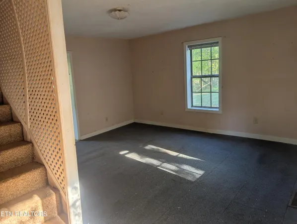 $89,900 | 5490 Old Paris Murray Road, Paris, TN 38242