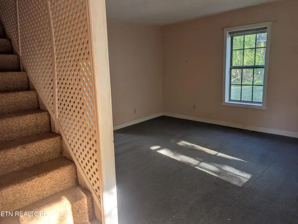 $89,900 | 5490 Old Paris Murray Road, Paris, TN 38242