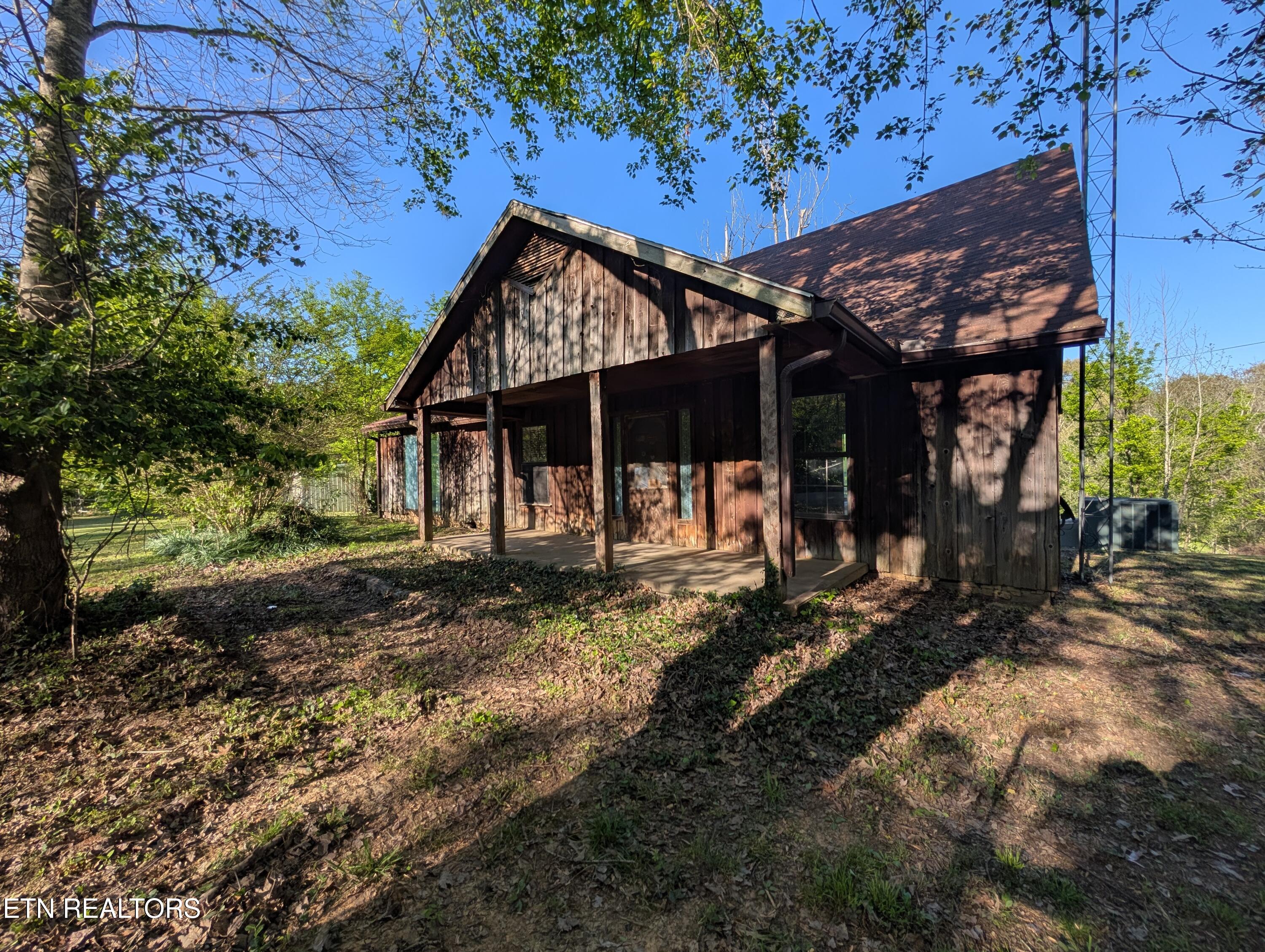 5490 Old Paris Murray Road Paris, TN 38242 - Photo 3 of 44 PXL_20260409_221252757