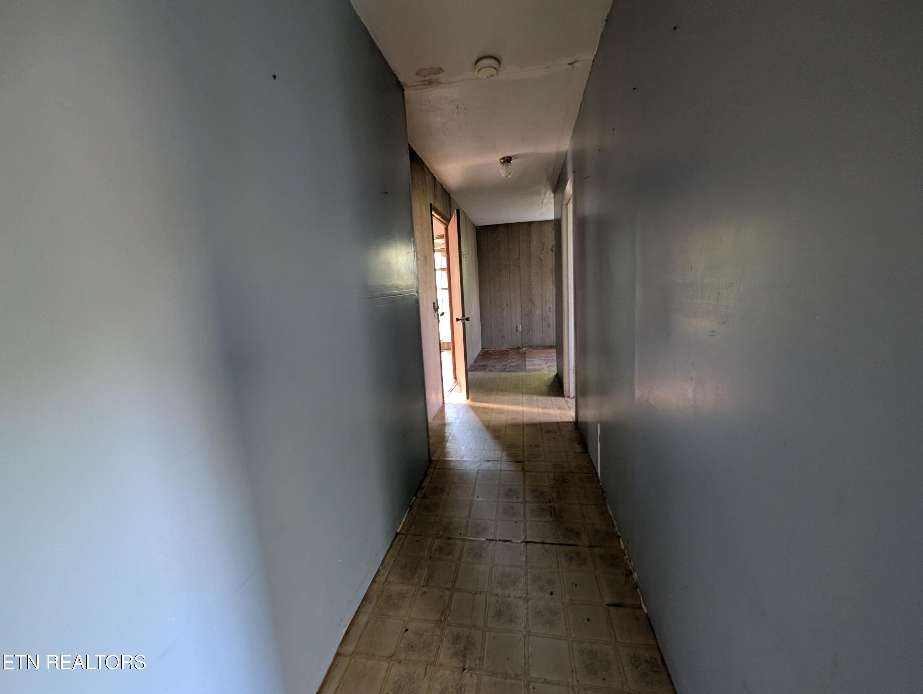 5490 Old Paris Murray Road Paris, TN 38242 - Photo 37 of 44 PXL_20260409_222725134