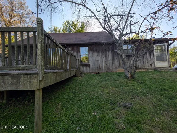 $89,900 | 5490 Old Paris Murray Road, Paris, TN 38242