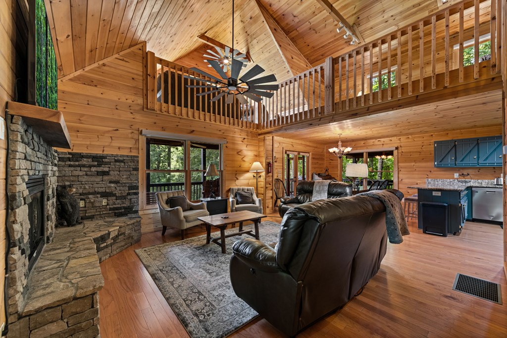 1571 West Campbell Camp Road Blue Ridge, GA 30513 - Photo 5 of 102