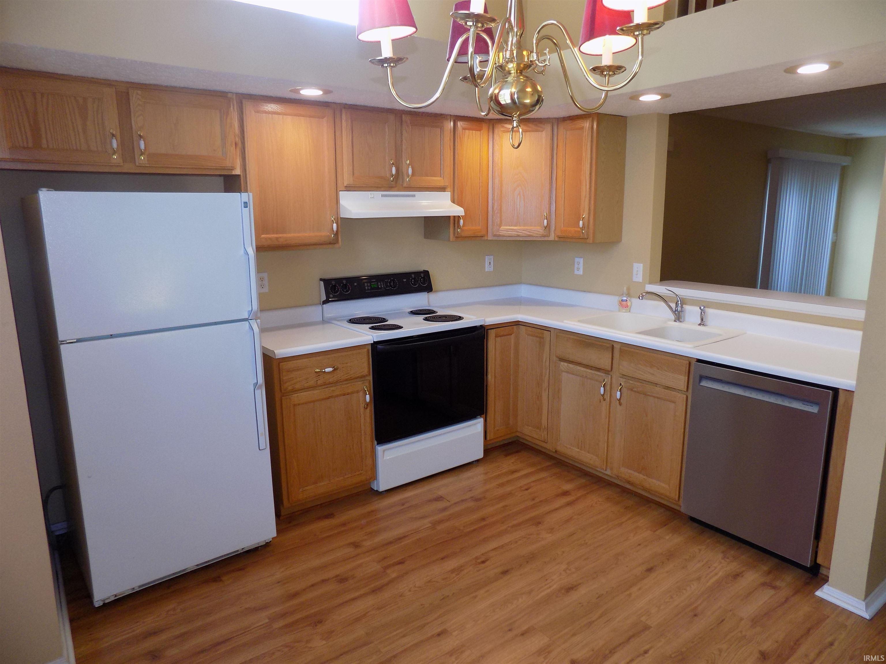 3513 North Stockwell Road Evansville, IN 47715 - Photo 4 of 21
