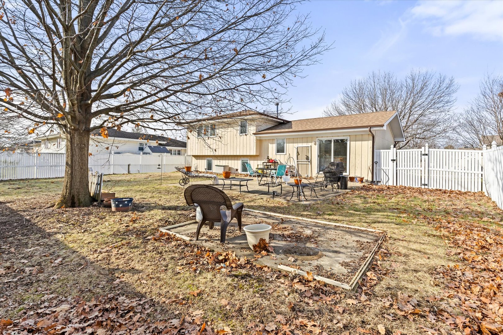 16425 Edgewood Drive Plainfield, IL 60586 - Photo 28 of 33