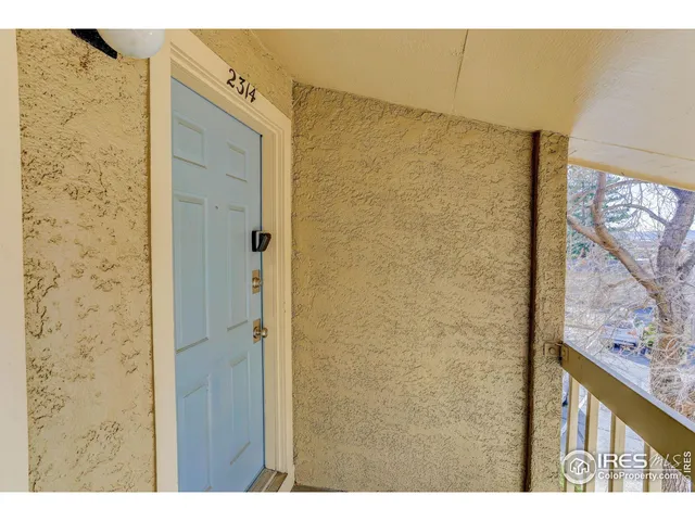 a view of a bathroom