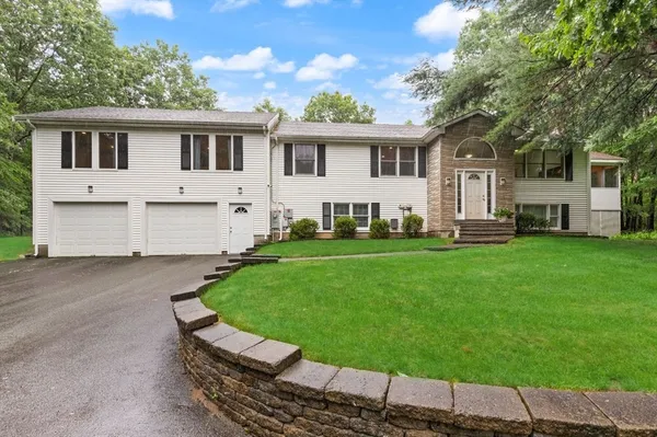 $995,000 | 1 Savel Lane, Sharon, MA 02067