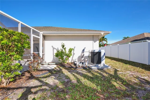 $2,600 | 132 Southeast 19th Terrace, Cape Coral, FL 33990