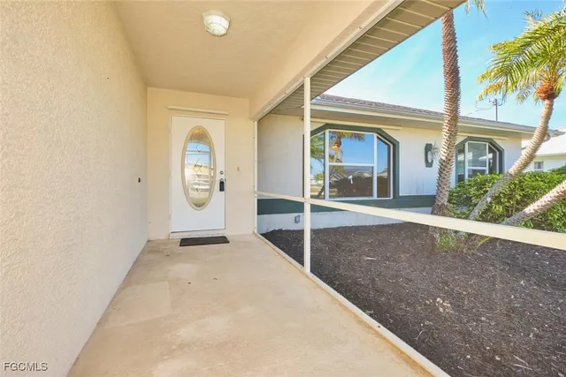 $2,600 | 132 Southeast 19th Terrace, Cape Coral, FL 33990