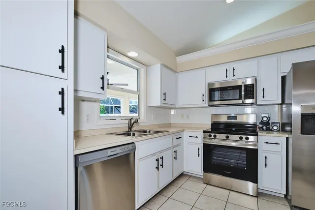 $2,600 | 132 Southeast 19th Terrace, Cape Coral, FL 33990