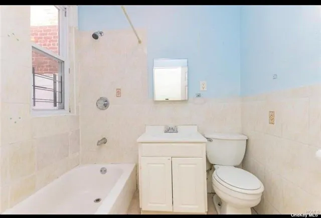 $839,800 | 832 East 224th Street | Wakefield