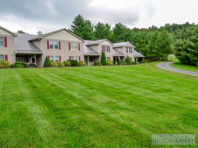 1063 Golf Course Road, Unit 4 West Jefferson, NC 28694 - Photo 12 of 20 Gallery Image 12
