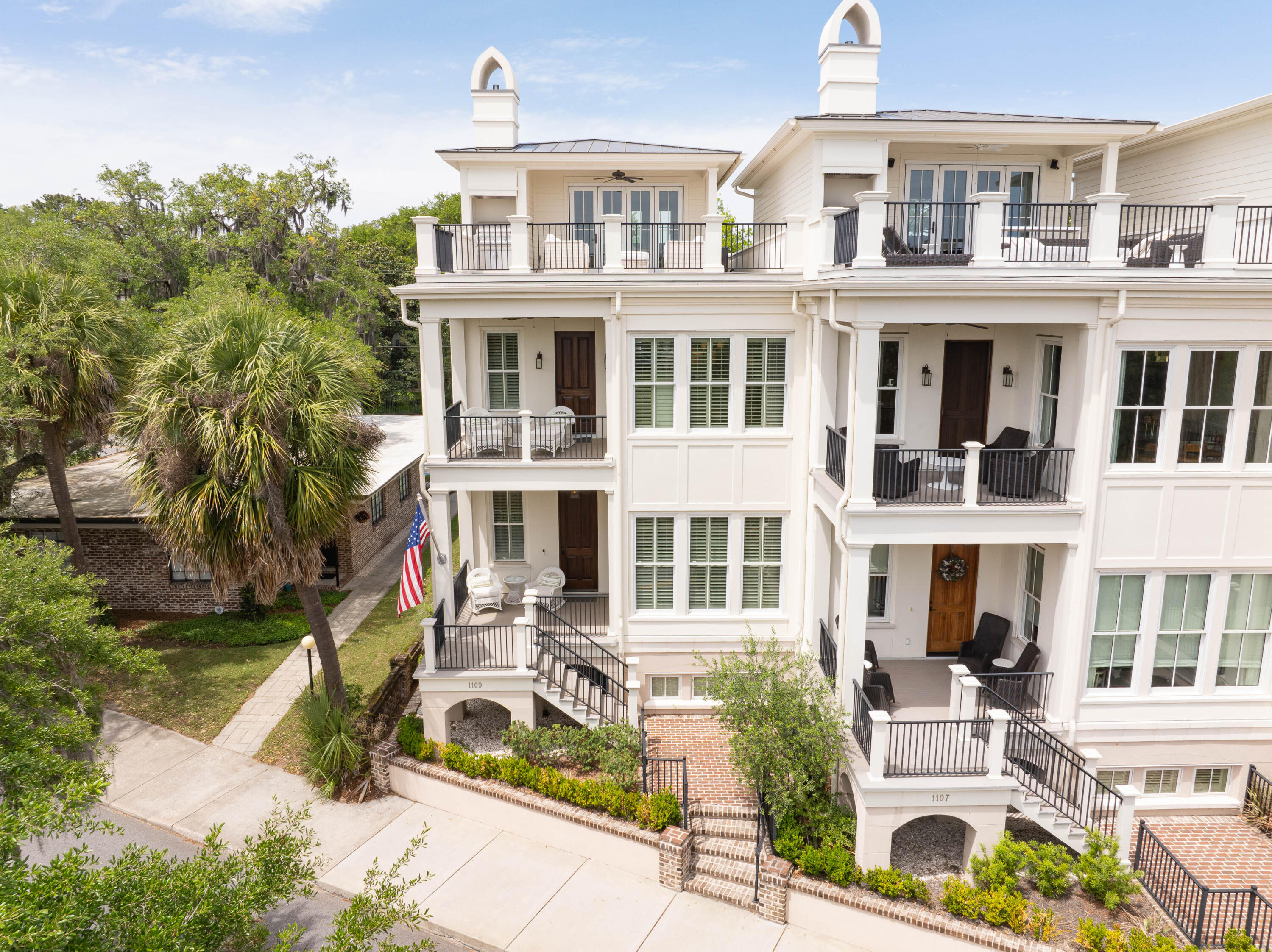 1109 Bay Street Beaufort, SC 29902 - Photo 3 of 52 1109 Bay St Drone-48