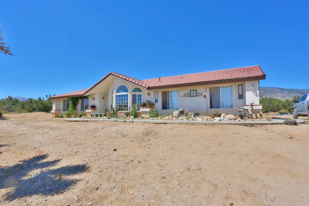 9052 Silver Rock Road Pinon Hills, CA 92372 - Photo 1 of 1 Gallery Image 1