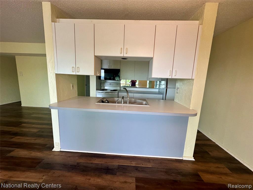 1744 Grove Road, Unit A101 Ypsilanti, MI 48198 - Photo 6 of 30
