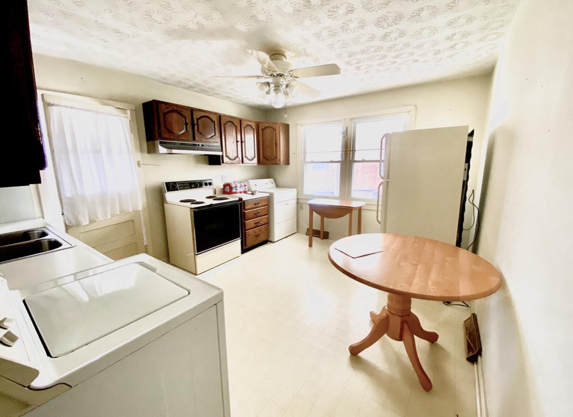 909 Rosedale Avenue Loudon, TN 37774 - Photo 6 of 14 Gallery Image 6