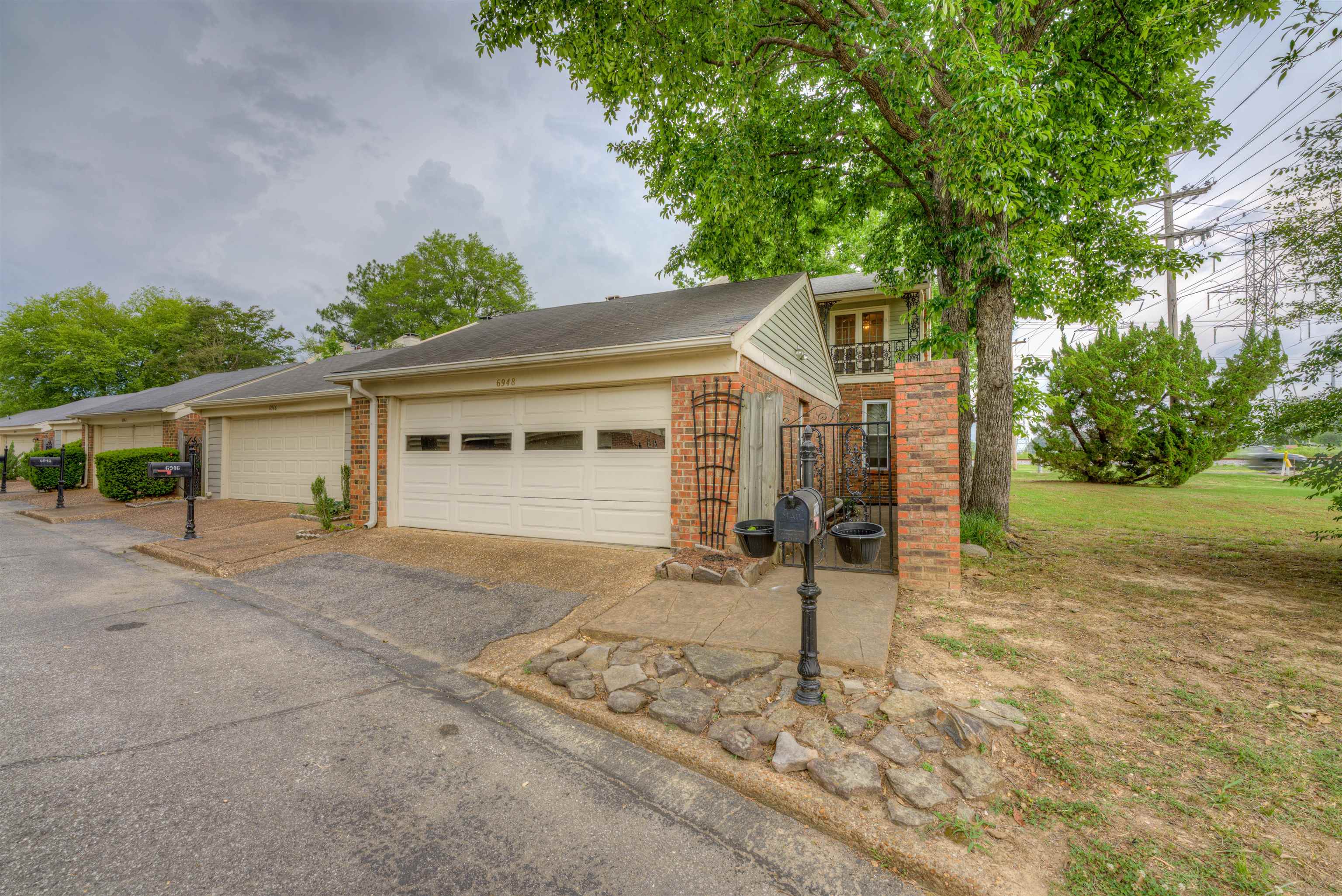 6948 Amberly Road Memphis, TN 38119 - Photo 2 of 24 Gallery Image 2