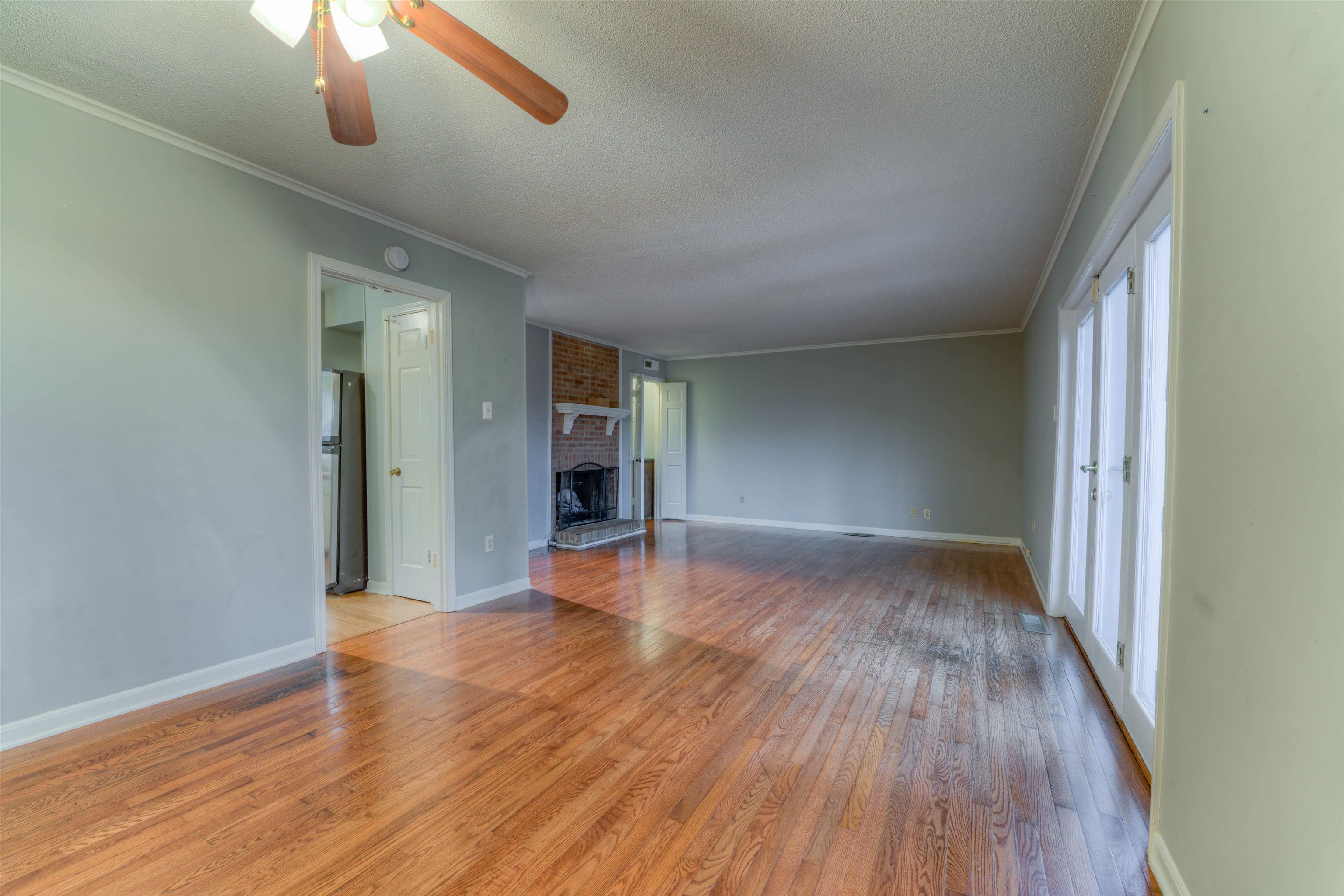 6948 Amberly Road Memphis, TN 38119 - Photo 6 of 24 Gallery Image 6