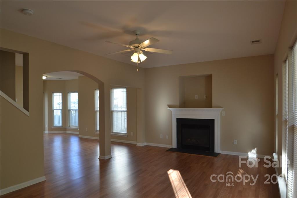 9842 Bailey Road Cornelius, NC 28031 - Photo 4 of 17 Gallery Image 4