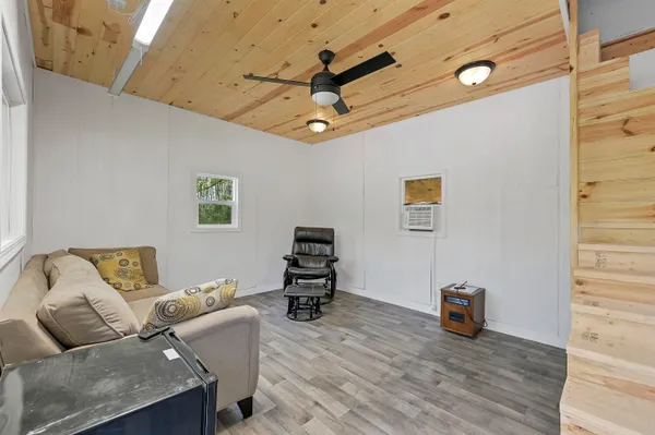 $174,900 | W13670 Brooks Lane, Crivitz, WI 54114