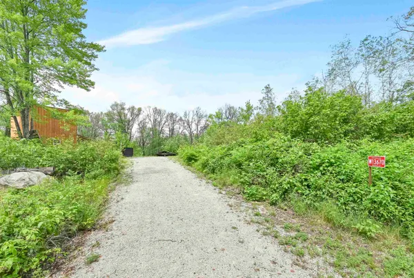 $174,900 | W13670 Brooks Lane, Crivitz, WI 54114