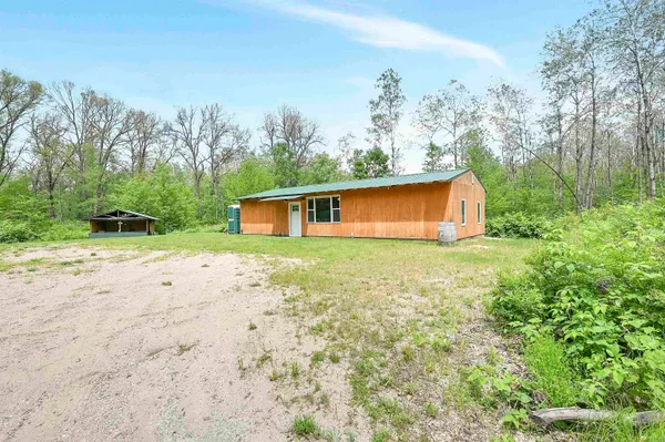 $174,900 | W13670 Brooks Lane, Crivitz, WI 54114