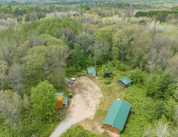 $174,900 | W13670 Brooks Lane, Crivitz, WI 54114