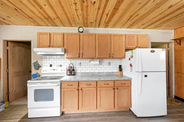 $174,900 | W13670 Brooks Lane, Crivitz, WI 54114