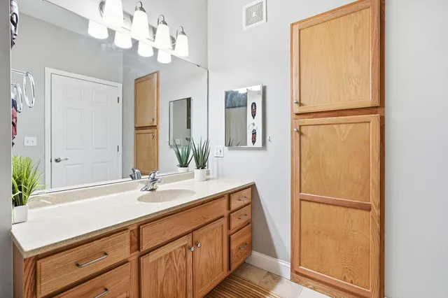 $2,295 | 545 North 1st Street, Unit 400, Minneapolis, MN 55401