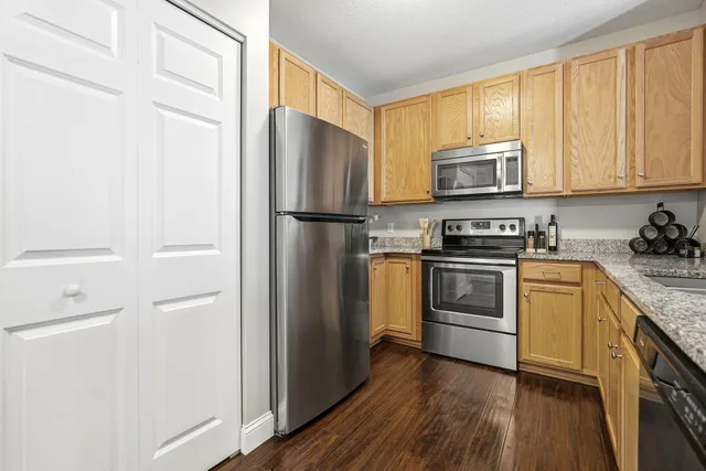 $2,295 | 545 North 1st Street, Unit 400, Minneapolis, MN 55401