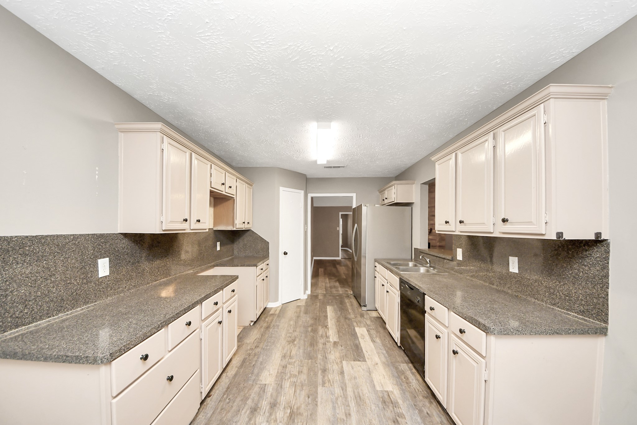 3607 Misty Ridge Drive Humble, TX 77396 - Photo 11 of 45