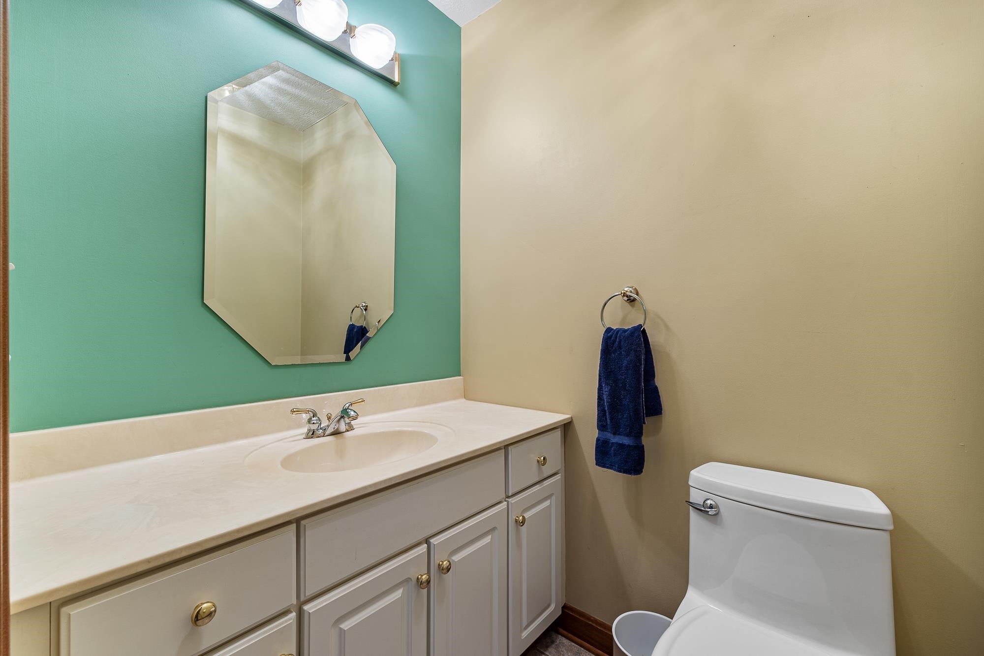 1 Old Wayne Road Huntington, WV 25701 - Photo 15 of 29 Gallery Image 15