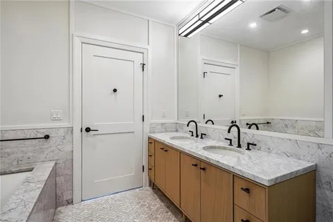 $739,000 | 1001 Julia Street, Unit 5A, New Orleans, LA 70113