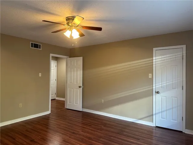 $1,300 | 1350 Park Drive, Unit 8, Mandeville, LA 70471