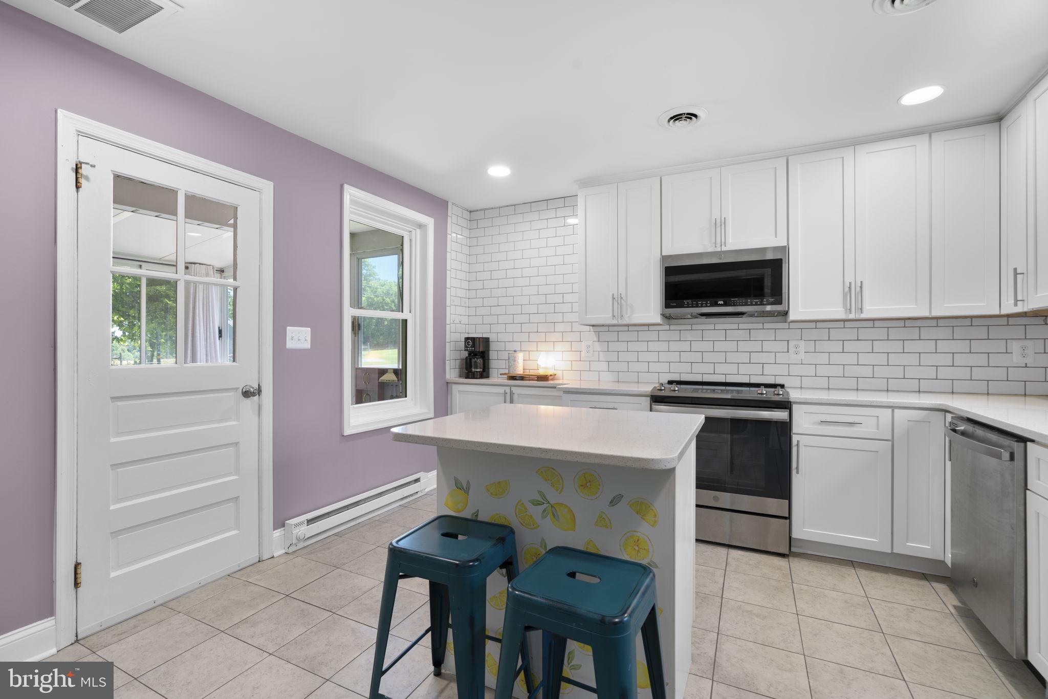 7546 Woodbine Road Woodbine, MD 21797 - Photo 9 of 46