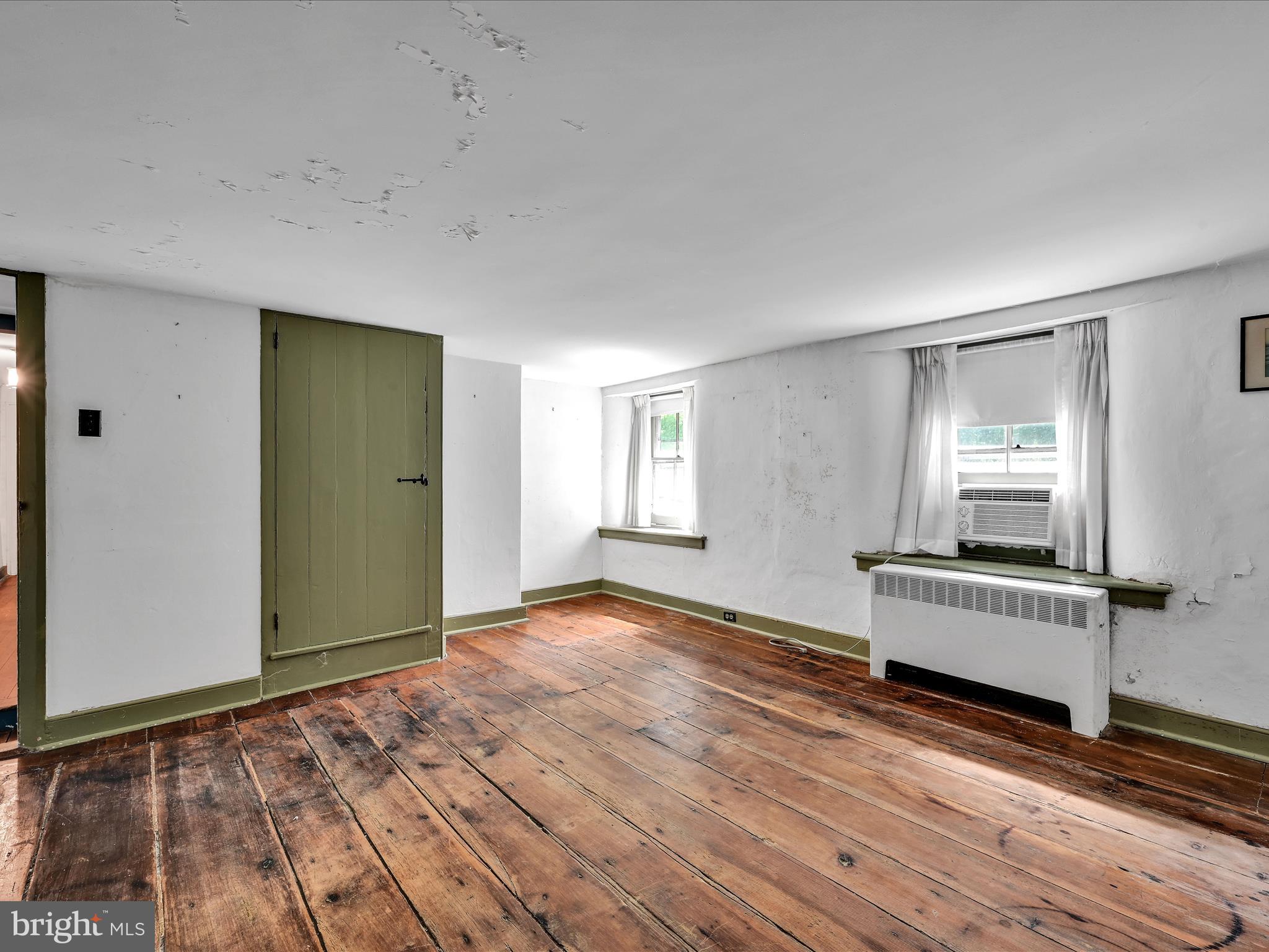 3901 Gradyville Road Newtown Square, PA 19073 - Photo 18 of 32 Bedroom