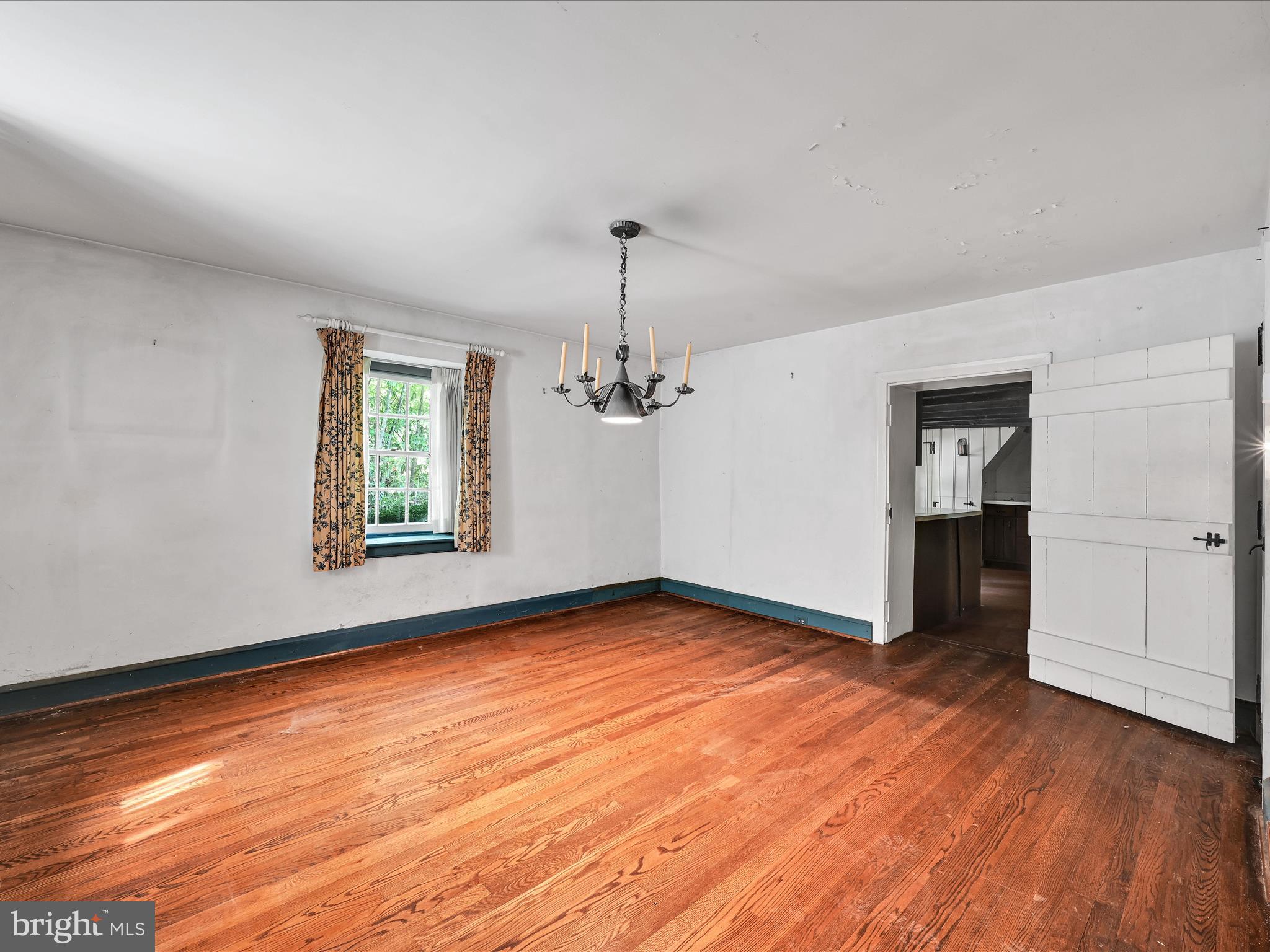3901 Gradyville Road Newtown Square, PA 19073 - Photo 9 of 32 Dining Room