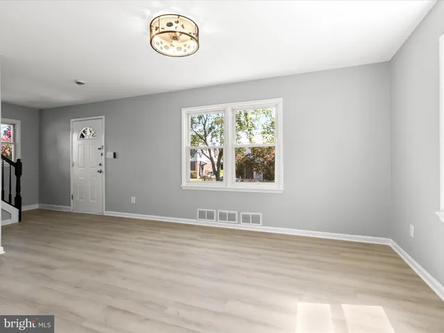 $399,900 | 6806 10th Avenue, Takoma Park, MD 20912