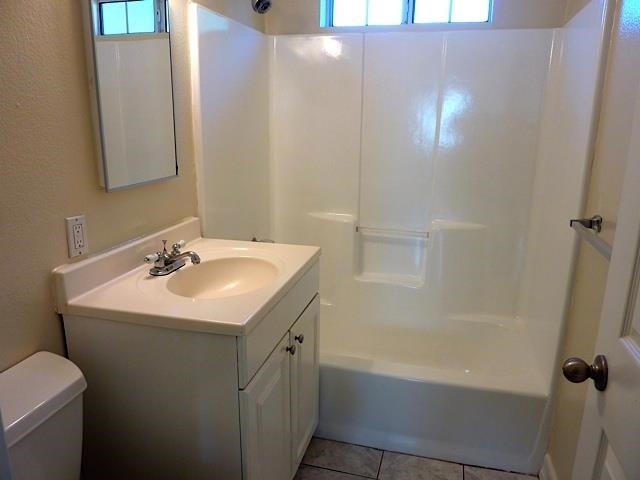 1655 Walbollen Street Spring Valley, CA 91977 - Photo 10 of 14 Gallery Image 10