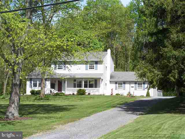725 Colebrook Road Middletown, PA 17057 - Photo 1 of 22 Gallery Image 1