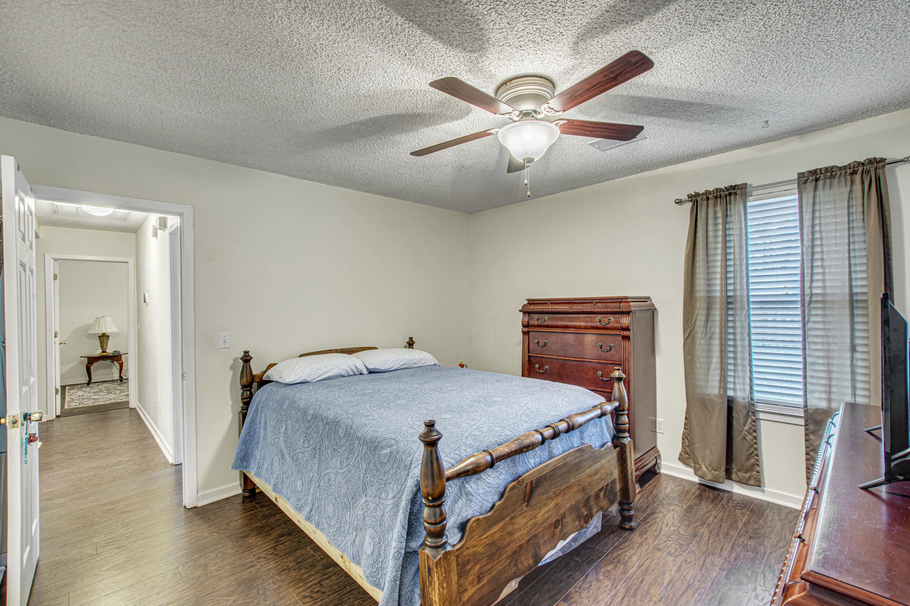 126 Coventry Road Summerville, SC 29486 - Photo 15 of 30 2