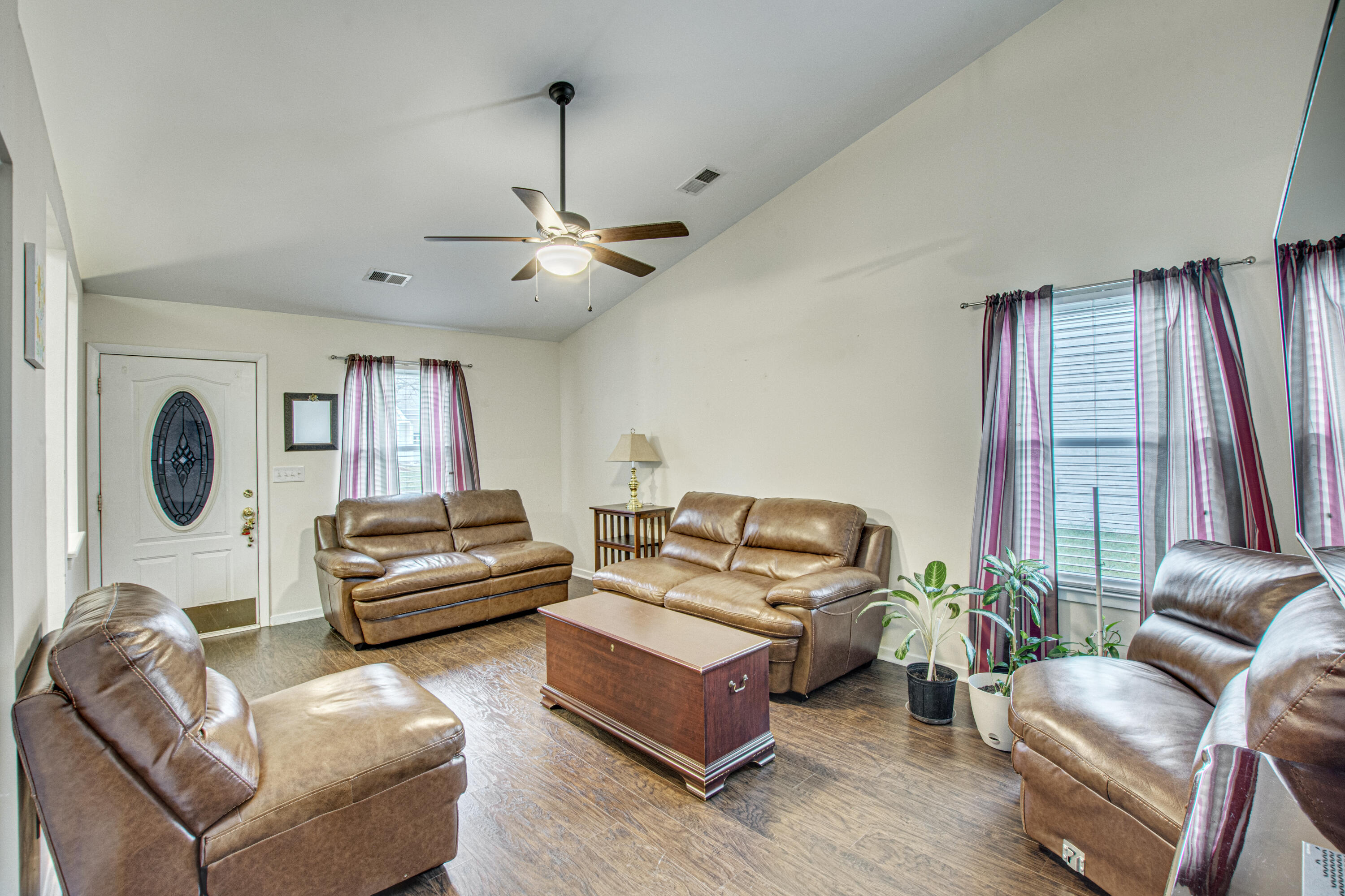 126 Coventry Road Summerville, SC 29486 - Photo 6 of 30 17