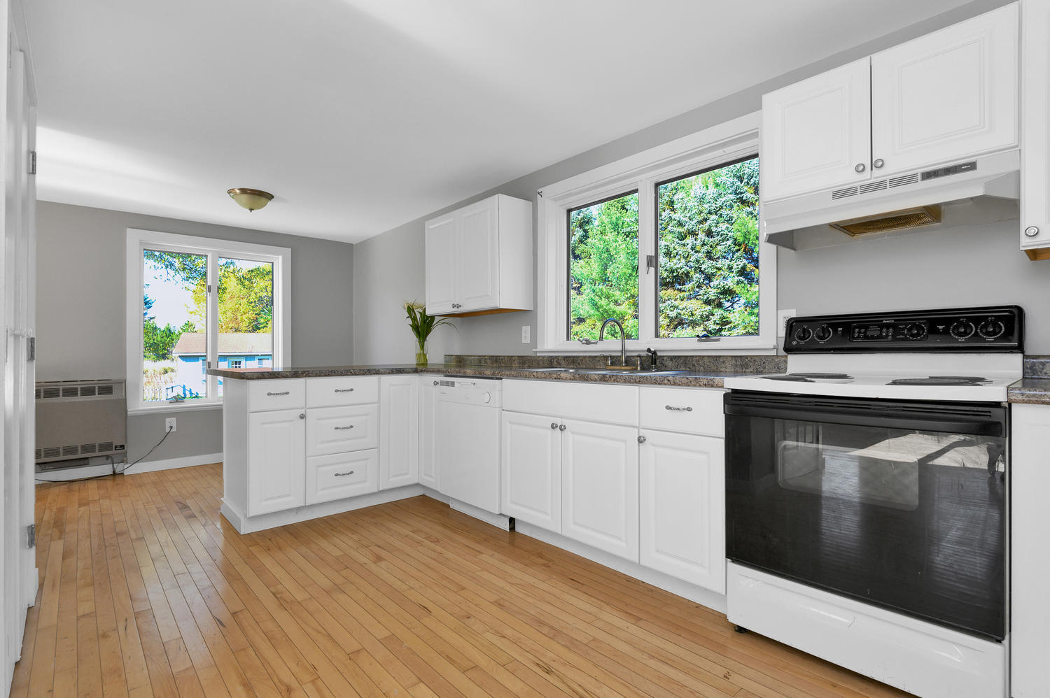 64 County Road Scarborough, ME 04074 - Photo 12 of 39 Stainless appliances arriving soon