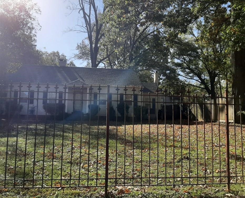 1071 Chambliss Road Memphis, TN 38116 - Photo 1 of 1 a view of a balcony