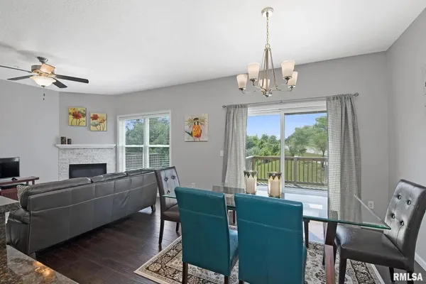 $2,900 | 5294 Pandit Drive, Bettendorf, IA 52722