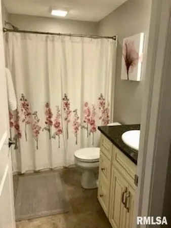 $2,900 | 5294 Pandit Drive, Bettendorf, IA 52722