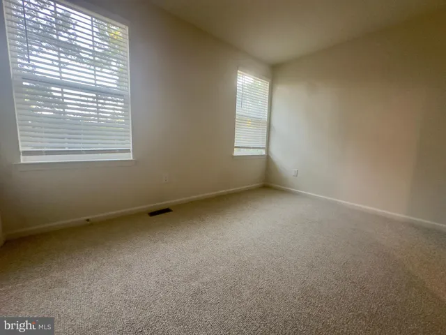 $3,100 | 369 Minck Avenue, West Berlin, NJ 08091