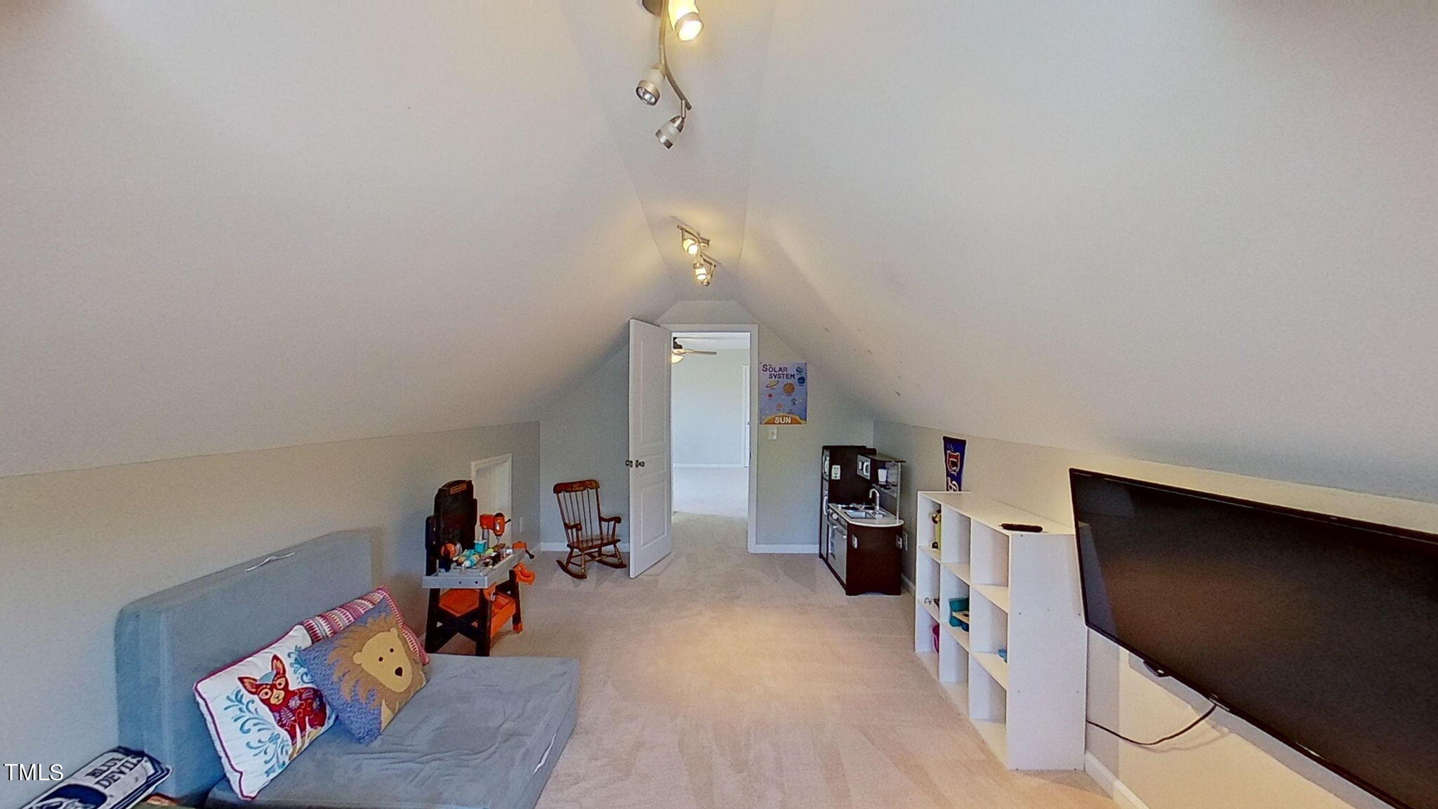 2711 Kinsley Place Raleigh, NC 27616 - Photo 40 of 77 Flex Space