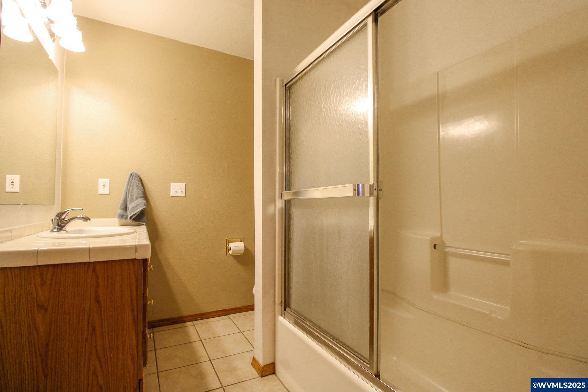 661 Chemawa Road North Keizer, OR 97303 - Photo 33 of 49 Gallery Image 33