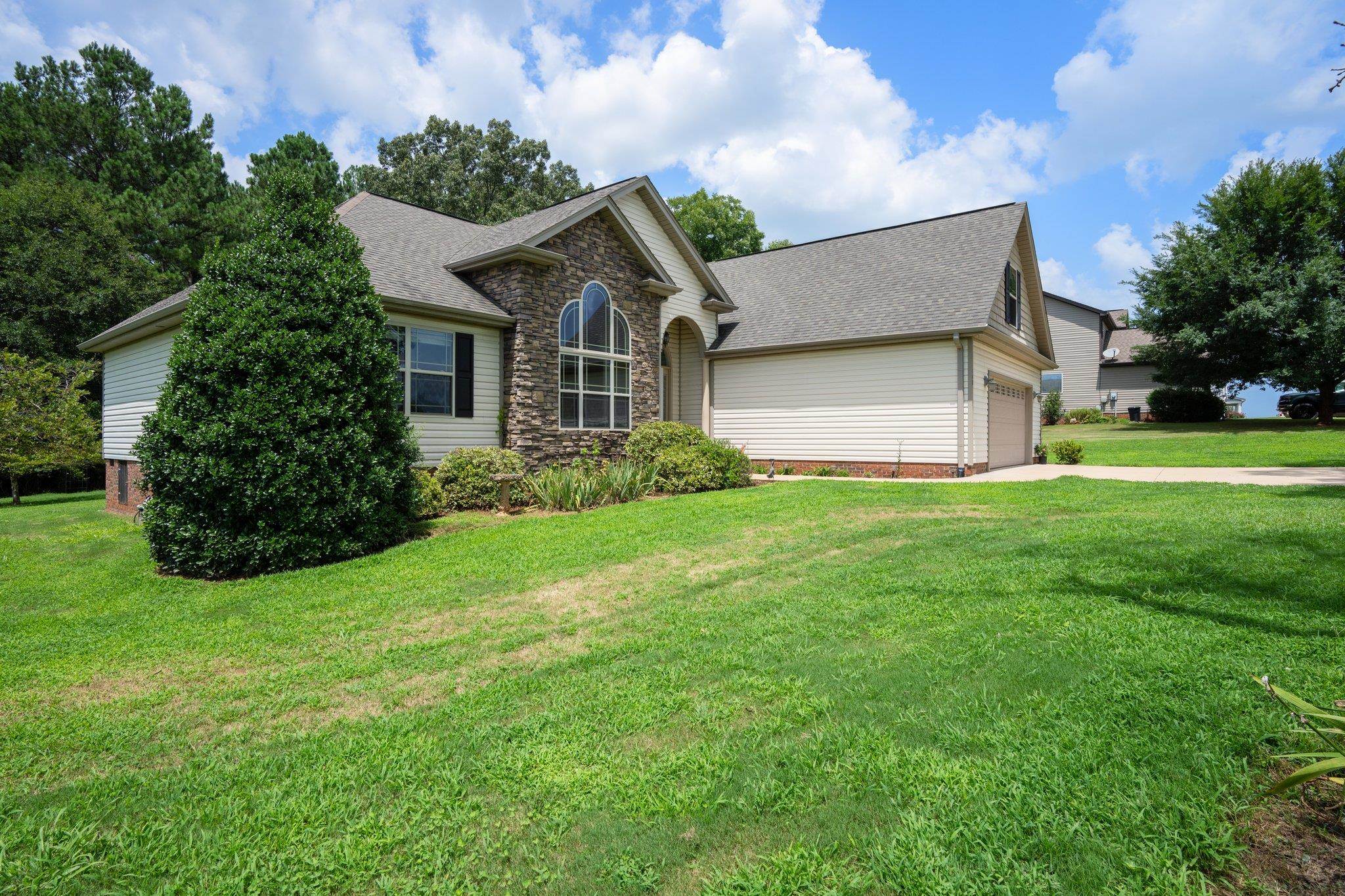 148 Rushing Waters Drive Inman, SC 29349 - Photo 9 of 41