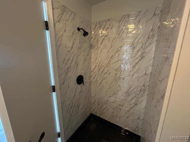 755 Center Street Lewiston, NY 14092 - Photo 7 of 12